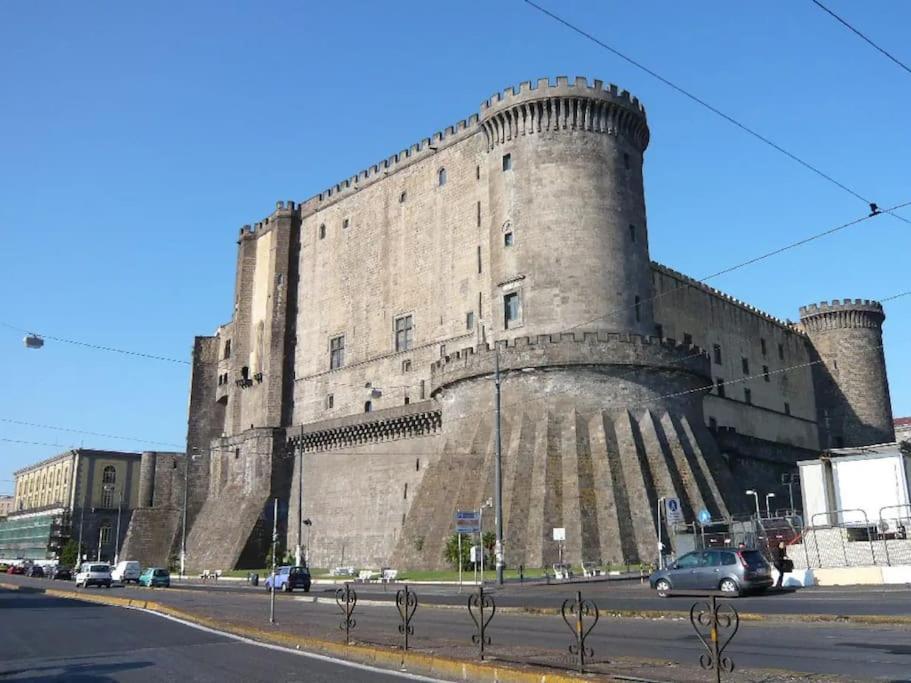 Intero Alloggio - Chiaia Naples Extérieur photo
