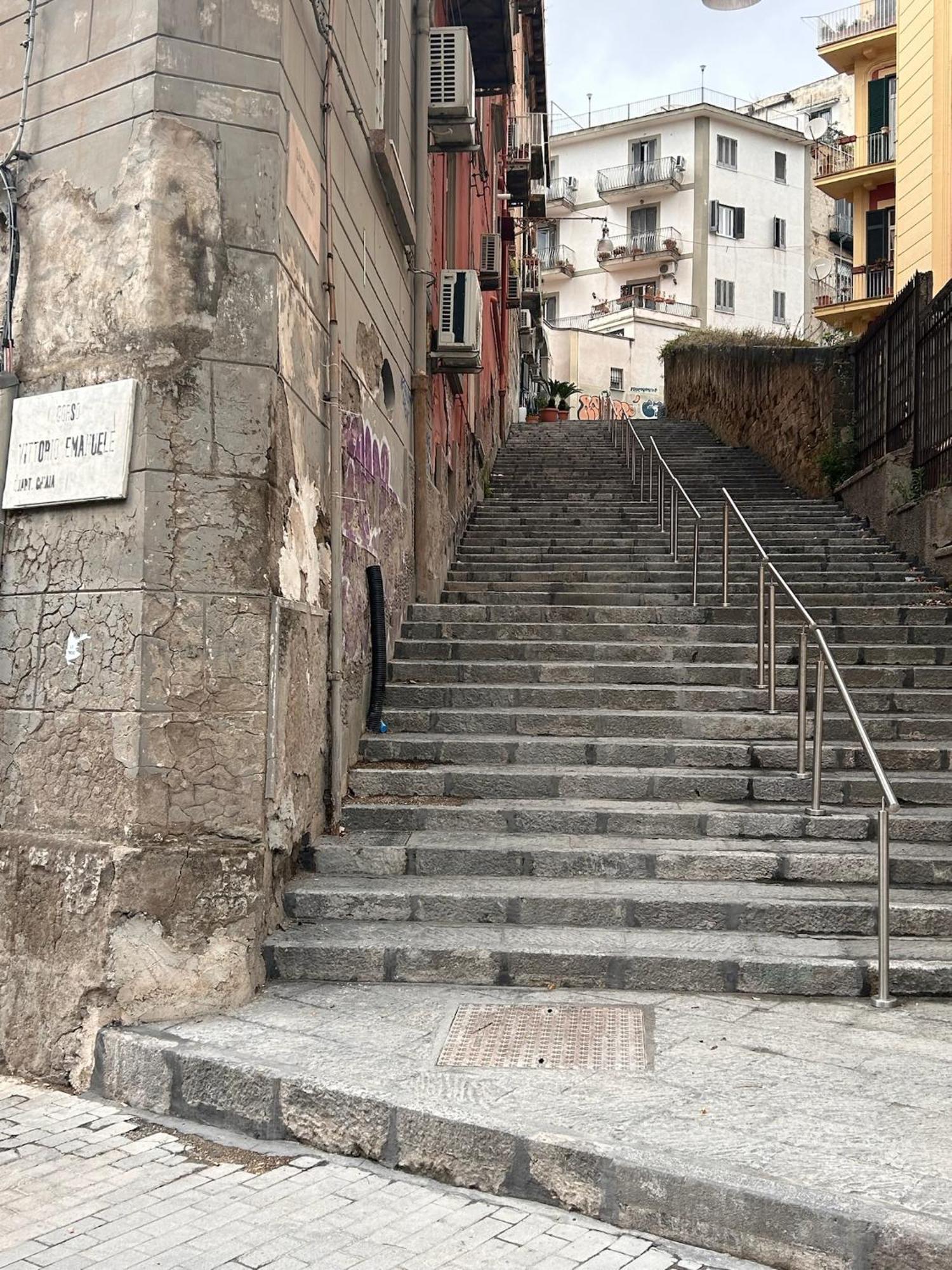 Intero Alloggio - Chiaia Naples Extérieur photo
