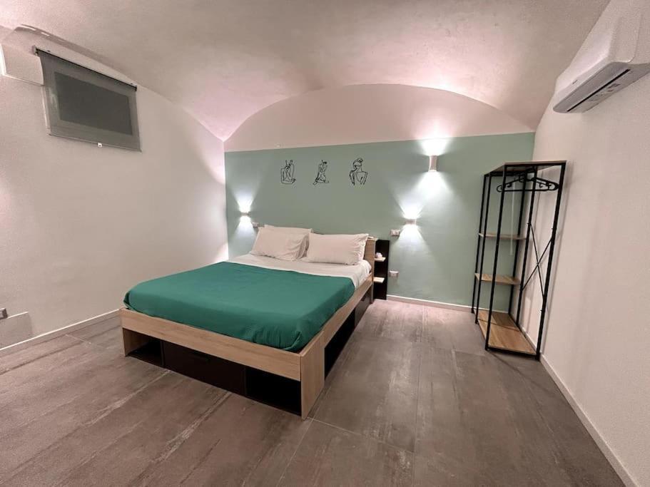 Intero Alloggio - Chiaia Naples Extérieur photo